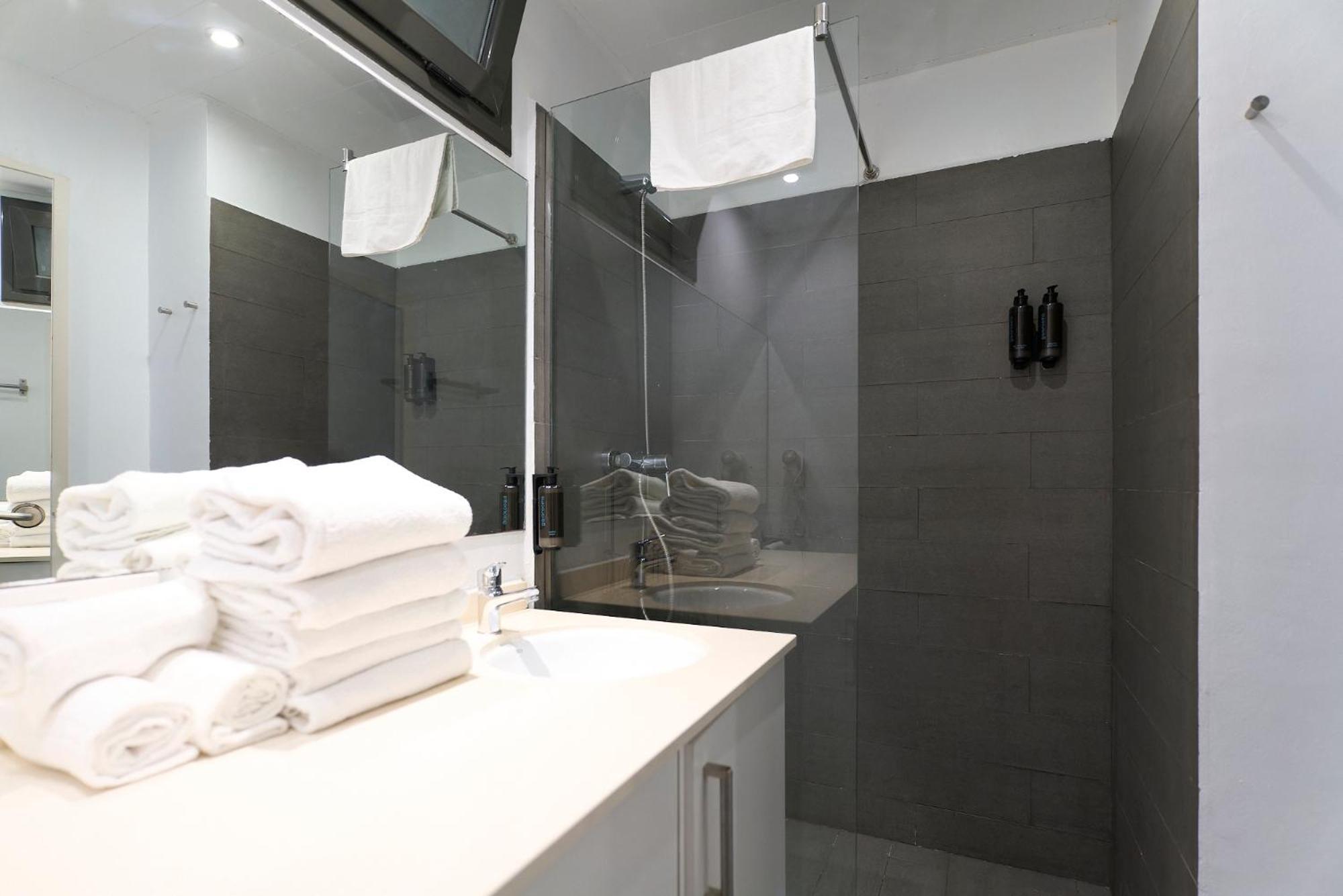 Fira Apartments By Gaiarooms — Fotos 1